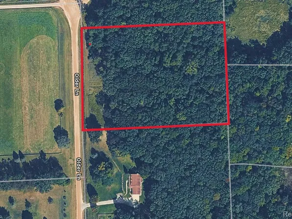14 Older Ln, Fenton, MI 48430