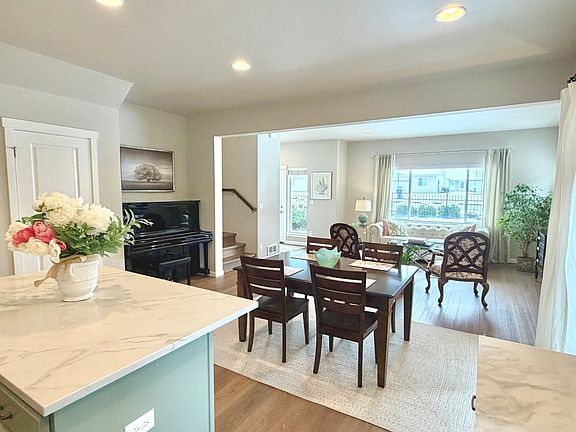 5th image of 1610 N Cirque Ln