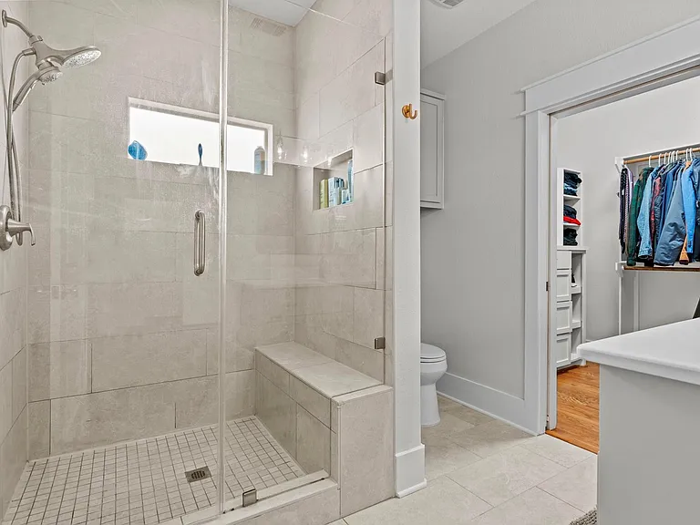 3402 Delhi St — Photo 7