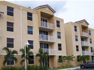 509 E Sheridan St, Dania, FL 33004
