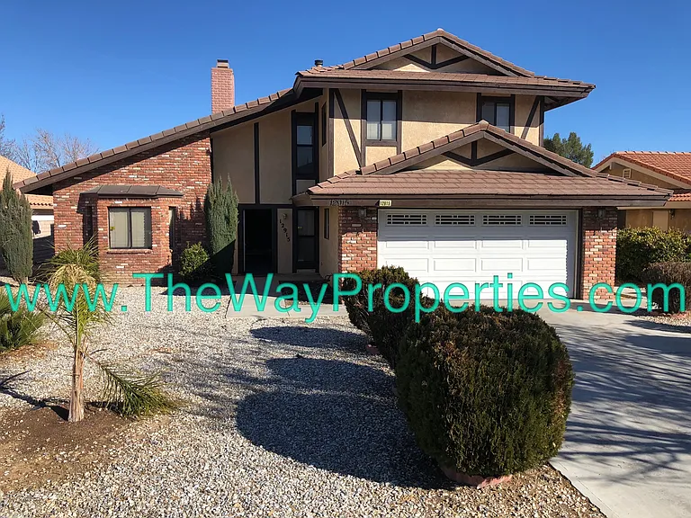 12915 Rain Shadow Rd — Photo 1