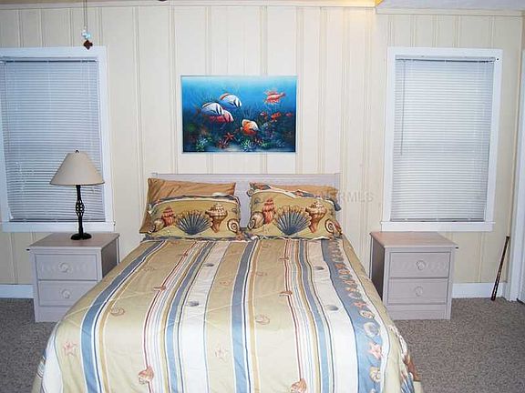 5th image of 19506 Gulf Blvd Unit 9
