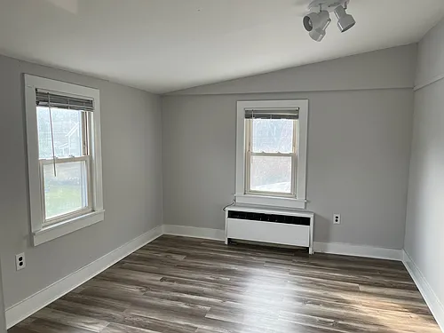 125 Main St #1 Photo 1