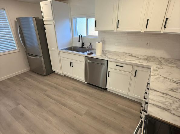 2517 1/2 NE Franklin St #2517-1/2