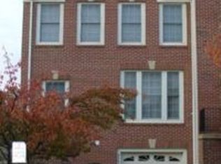 8008 Readington Ct, Springfield, VA 22152