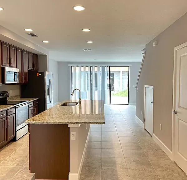 4713 Terra Esmeralda Dr — Photo 3