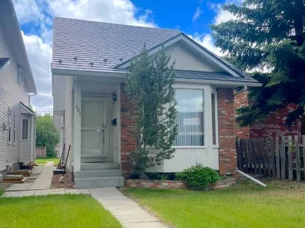 463 N 23rd Ave NW, Calgary, AB T2M 1S5
