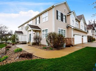 3315 W Ralph Rogers Rd, Sioux Falls, SD 57108