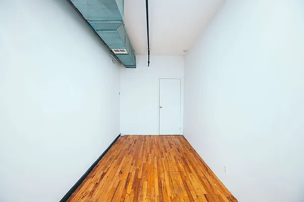 Rented by Nooklyn NYC LLC | media 6