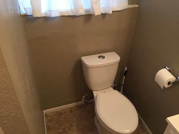 3rd image of 1728 E Viscounti Dr