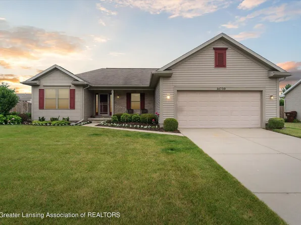 14730 Robinwood Dr, Lansing, MI 48906