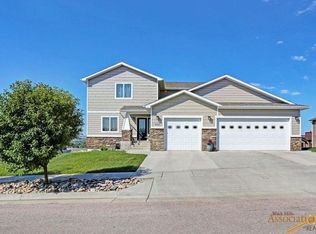 3133 Eunice Dr, Rapid City, SD 57703