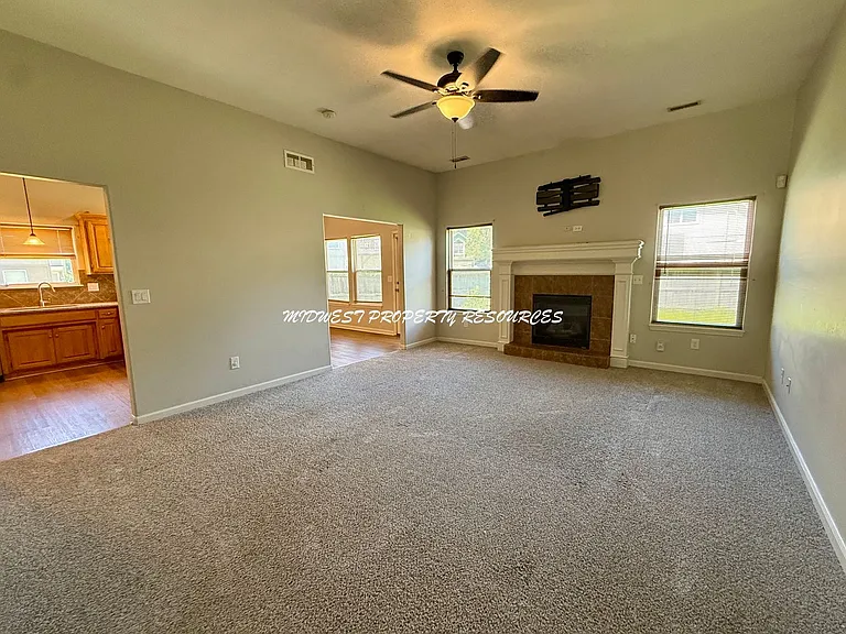 13804 Craig Ave — Photo 5
