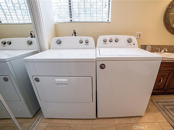 2nd image of 6443 Agnes Ave #6443