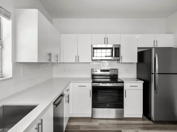 20970 Via Oleander APT D, Boca Raton, FL 33428