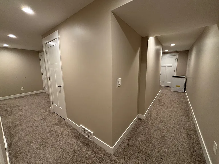 461 E Windy Garden Ln — Photo 16