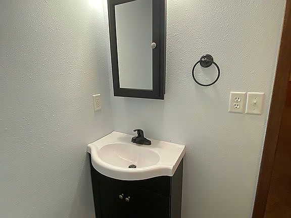 Basement Bathroom 