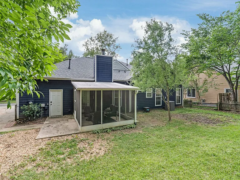 9701 Little River Ct — Photo 30