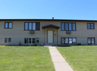 1806 5th St SE, Minot, ND 58701