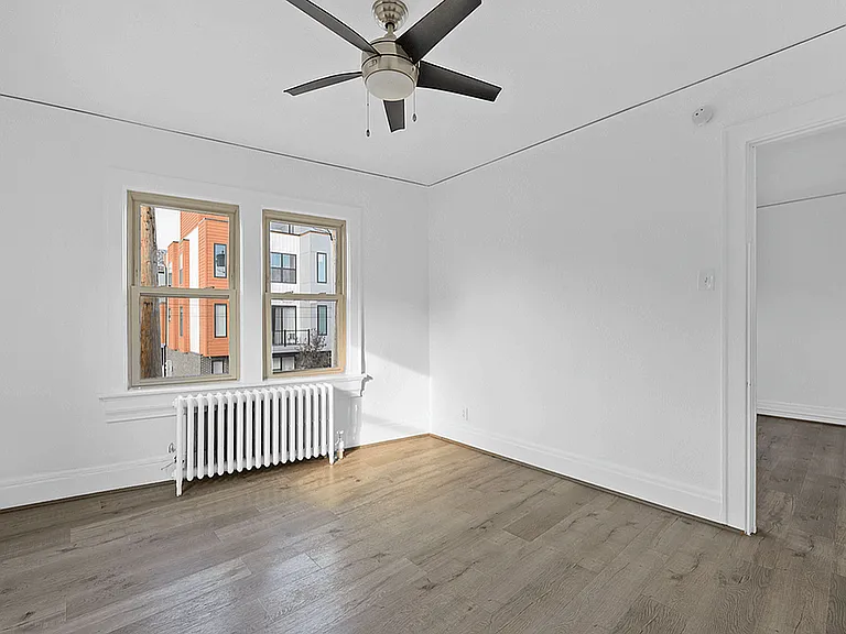 4132 Taylor St — Photo 13