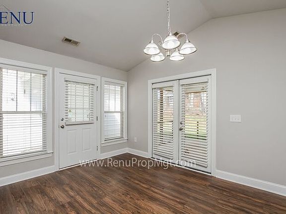 4th image of 172 Tarrington Dr