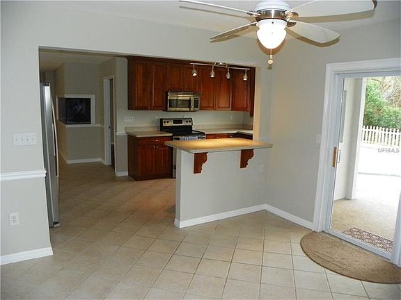 5th image of 2120 W Greenhollow Dr