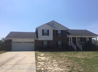 4529 Broadway Ct, Hope Mills, NC 28348