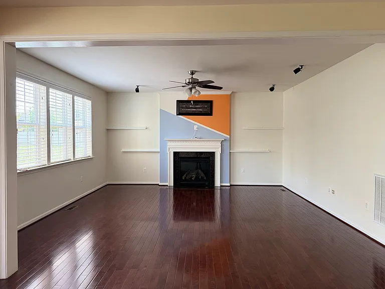 24854 Myers Glen Pl — Photo 9