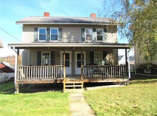 314-316 Spruce St, Vandergrift, PA 15690
