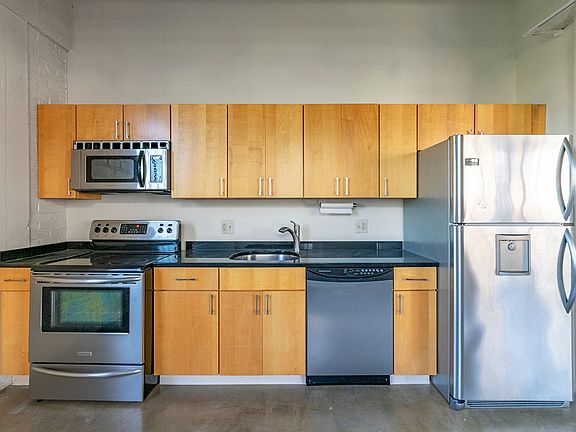5th image of 412-426 S 13th St #201