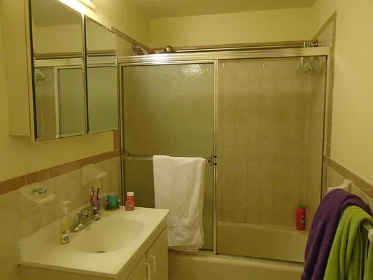 Rented by 18 REALTY | media 48