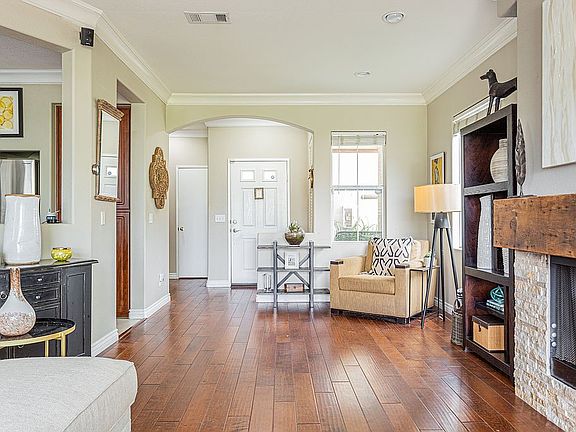 2nd image of 10868 Ivy Hill Dr Unit 7