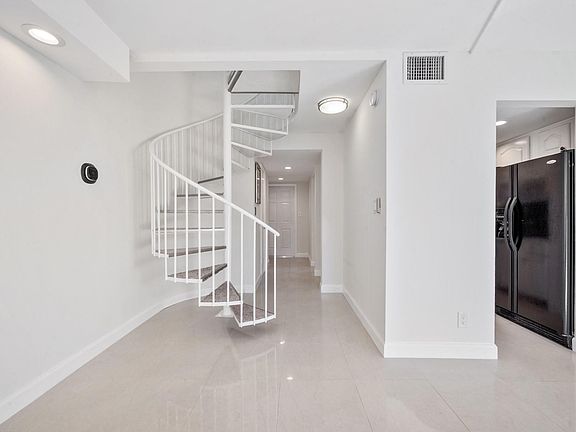 2nd image of 670 Tennis Club Drive #104