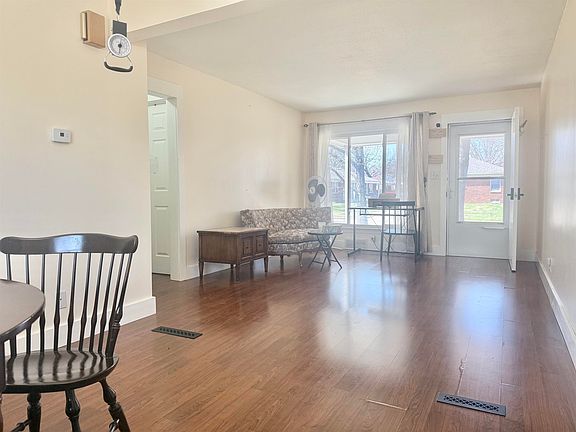 2nd image of 2022 S Old Manor Rd