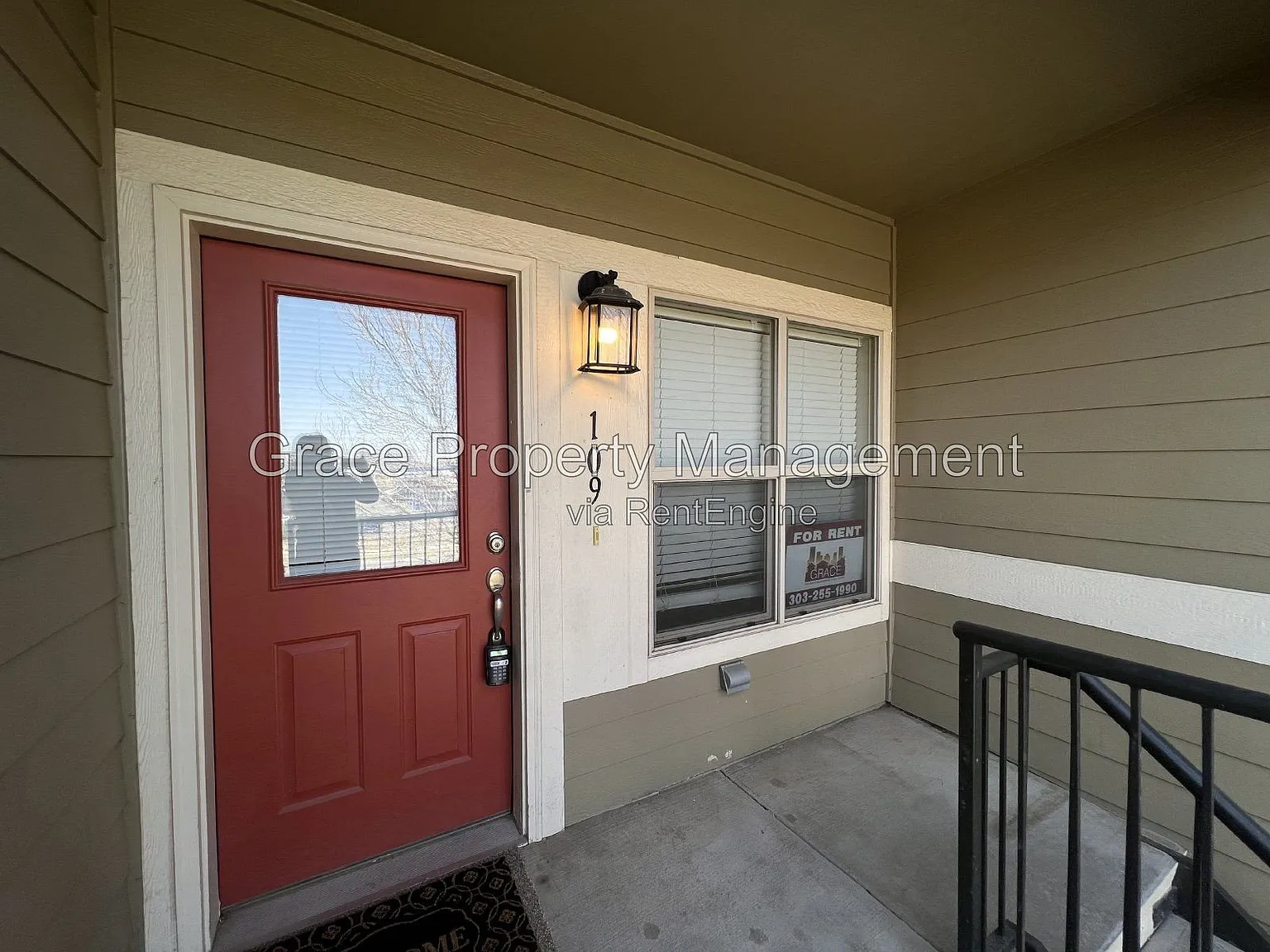 2 bed, 2.0 bath, 1346 sqft, $1,795 — Photo 2