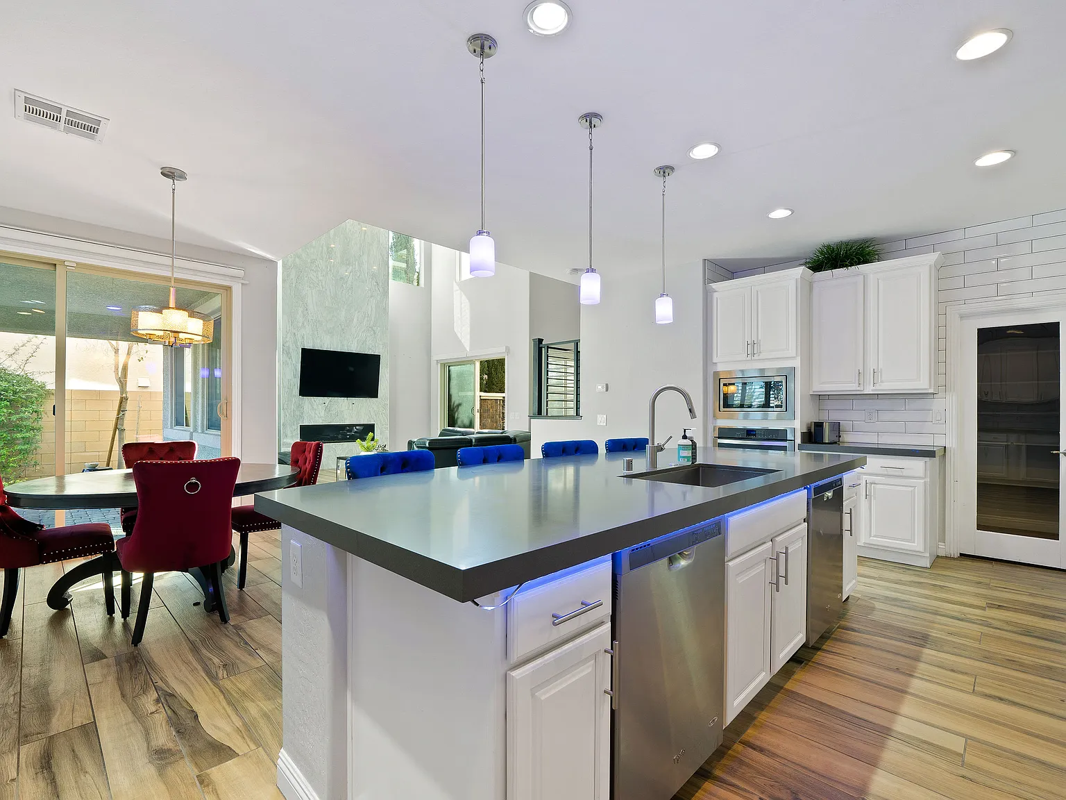 1 bed, 3477 sqft, $1,200 — Photo 4