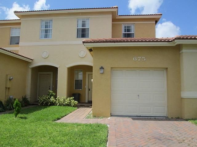 1st image of 675 NW 21st Ave
