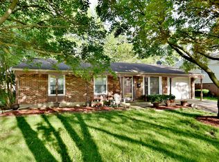 517 Ridge Cir, Streamwood, IL 60107