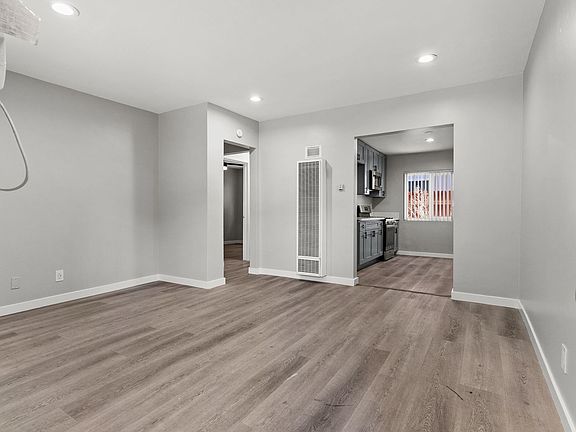 2nd image of 113 S Lillie Ave #2