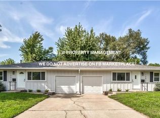 10822 W 49th St, Shawnee, KS 66203