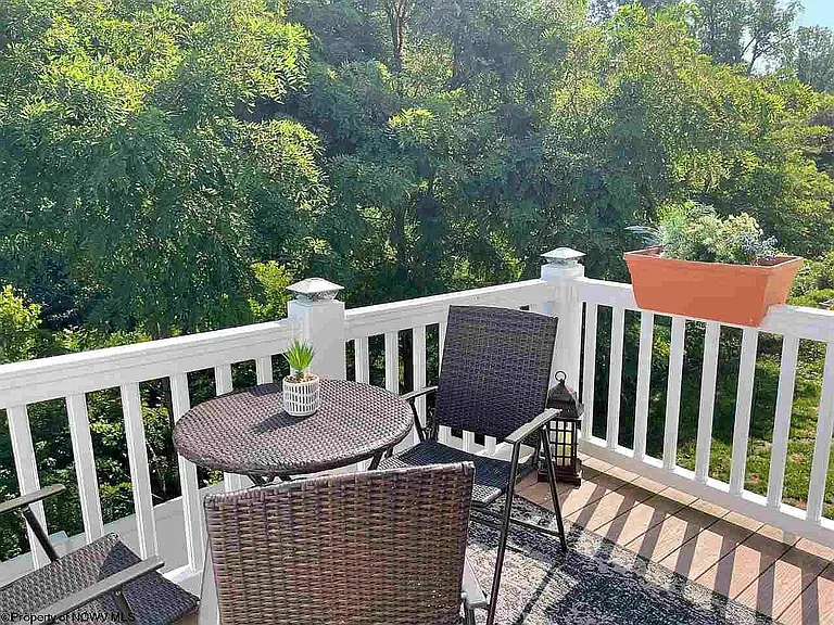 58 Brownstone Dr — Photo 16