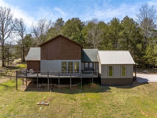 609 Candlelight Ln, Cedarville, AR 72932