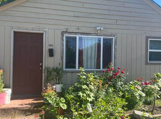 506 W 4th St, Grandview, WA 98930