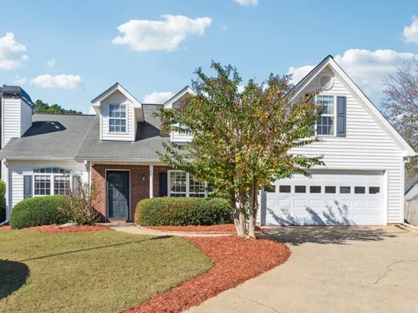 288 Caldecote Ct, Sugar Hill, GA 30518