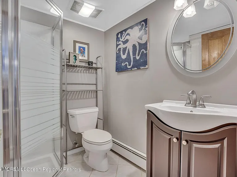 559 Dow Ave — Photo 11