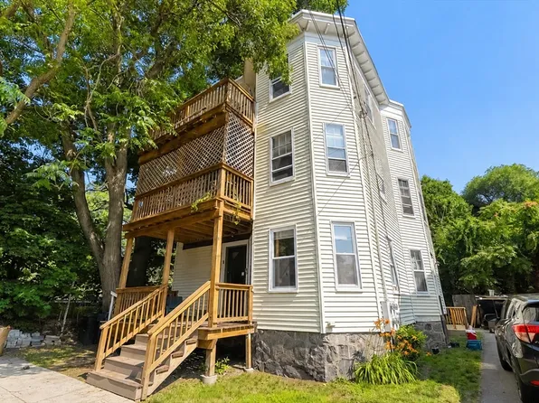 9 Blanvon Rd, Jamaica Plain, MA 02130