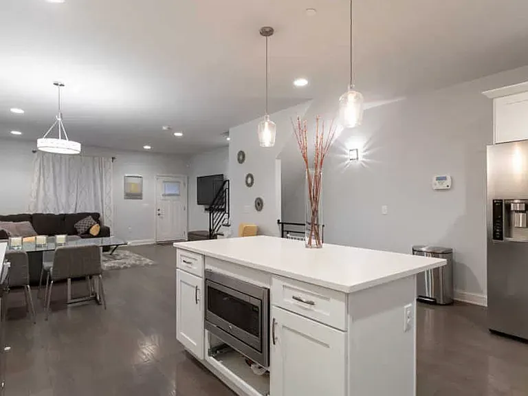 2628 Ritter St — Photo 2