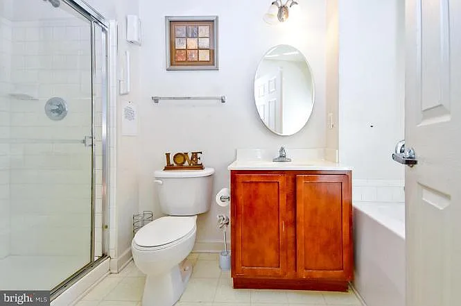 4861 F St SE #1 — Photo 4