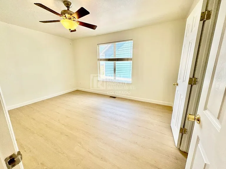 8407 Dove Ridge Way — Photo 21