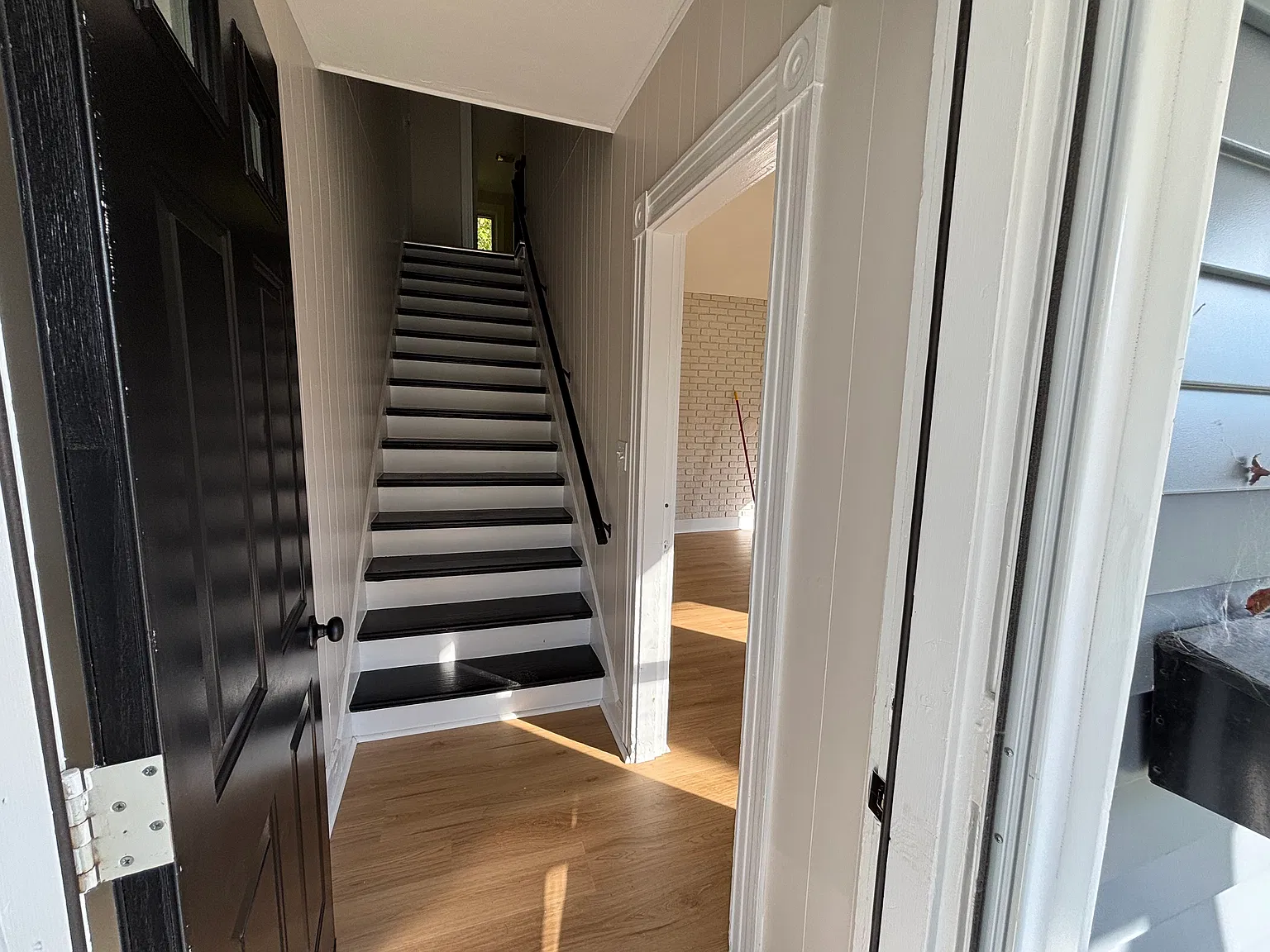 2 bed, 1.5 bath, 1248 sqft, $1,750 — Photo 3
